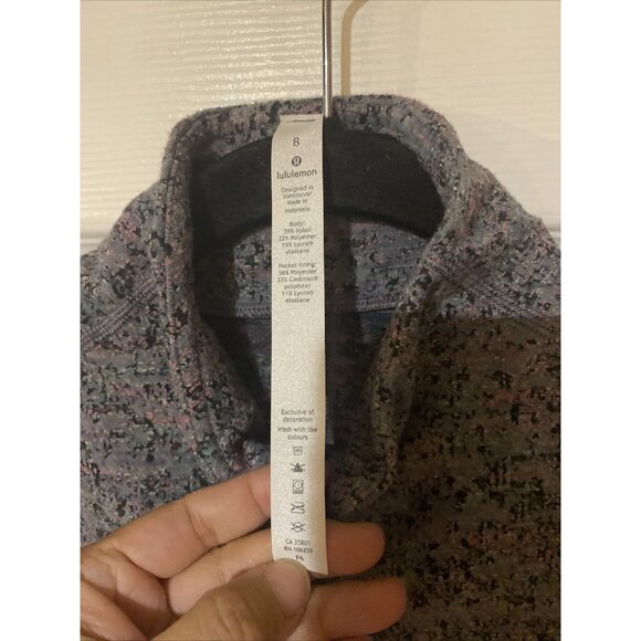 LULULEMON Womens Size: 8 Run Swiftly Long Sleeve 1/2 Zip Top - Picture 8 of 8
